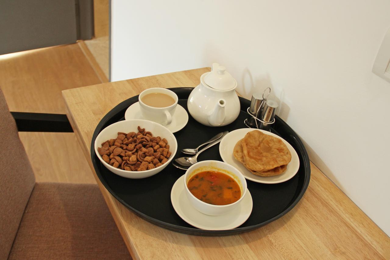 Oyo 7355 Covinille Bed & Breakfast มทุราย ภายนอก รูปภาพ