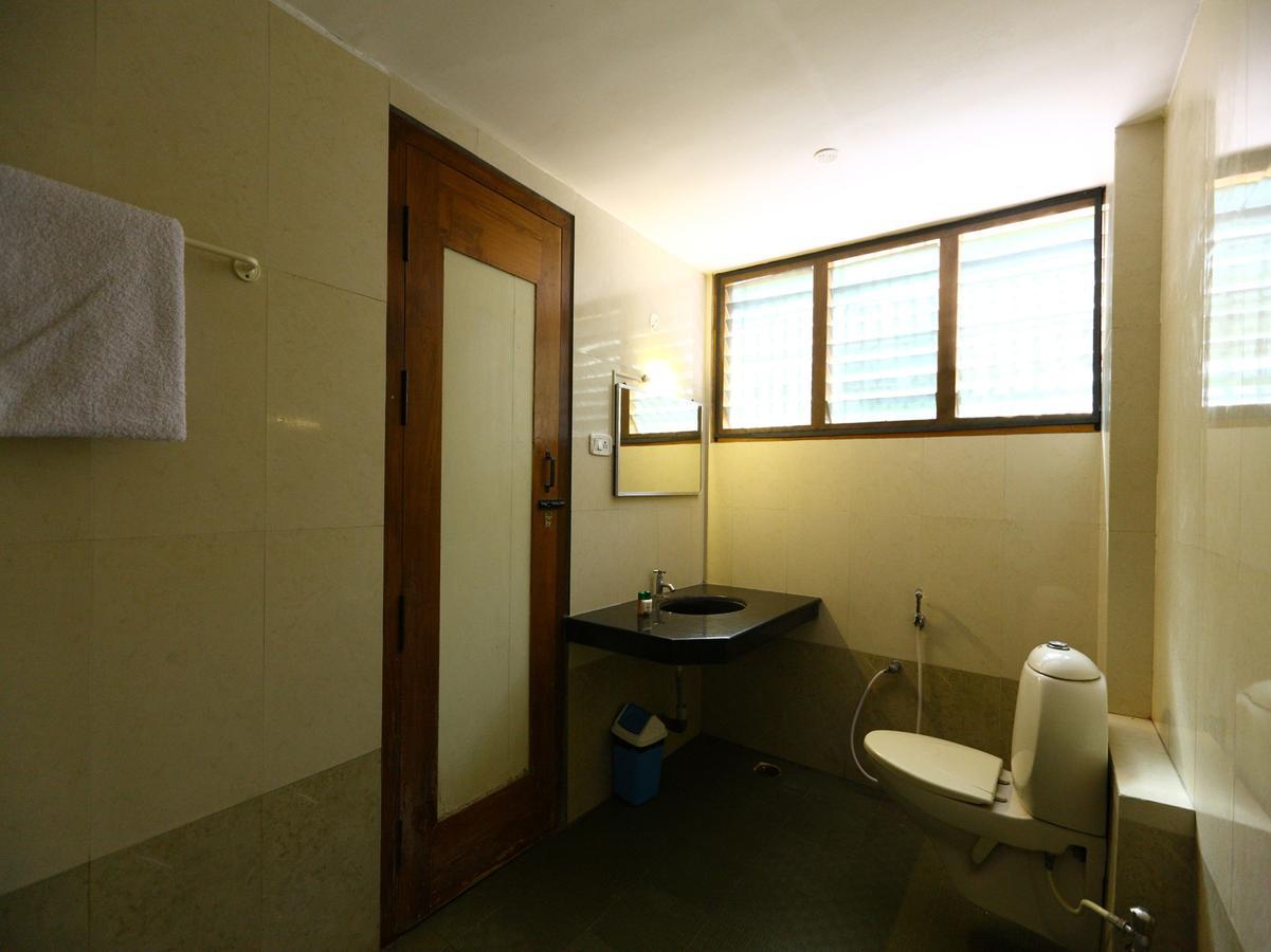 Oyo 7355 Covinille Bed & Breakfast มทุราย ภายนอก รูปภาพ