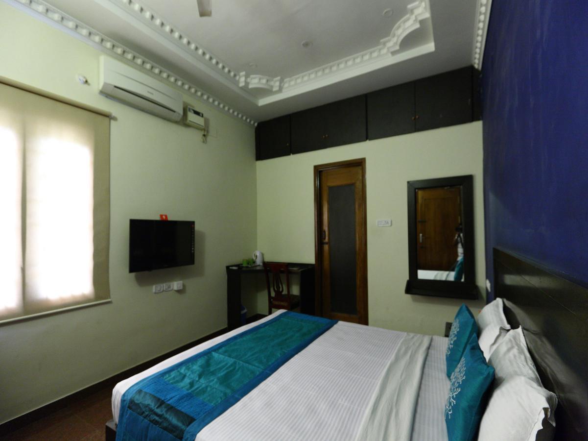 Oyo 7355 Covinille Bed & Breakfast มทุราย ภายนอก รูปภาพ