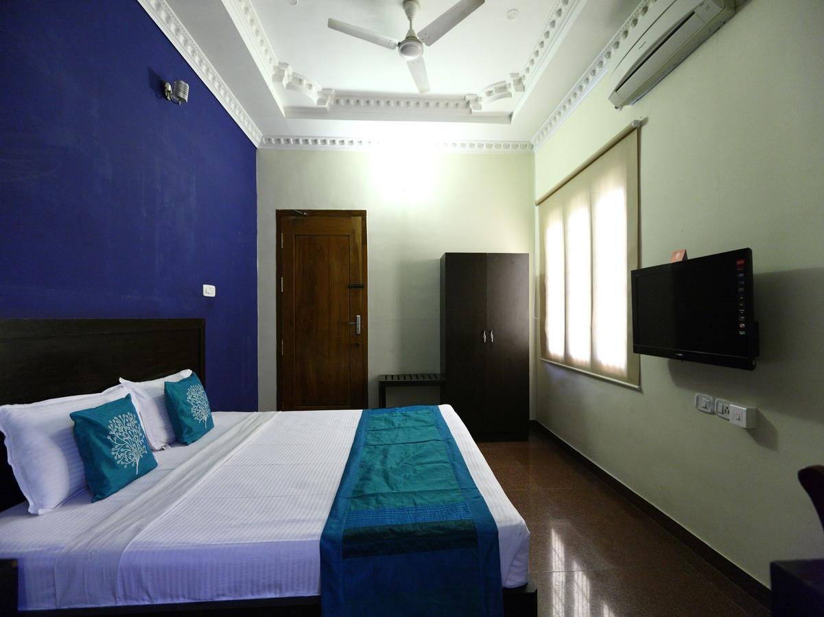 Oyo 7355 Covinille Bed & Breakfast มทุราย ภายนอก รูปภาพ