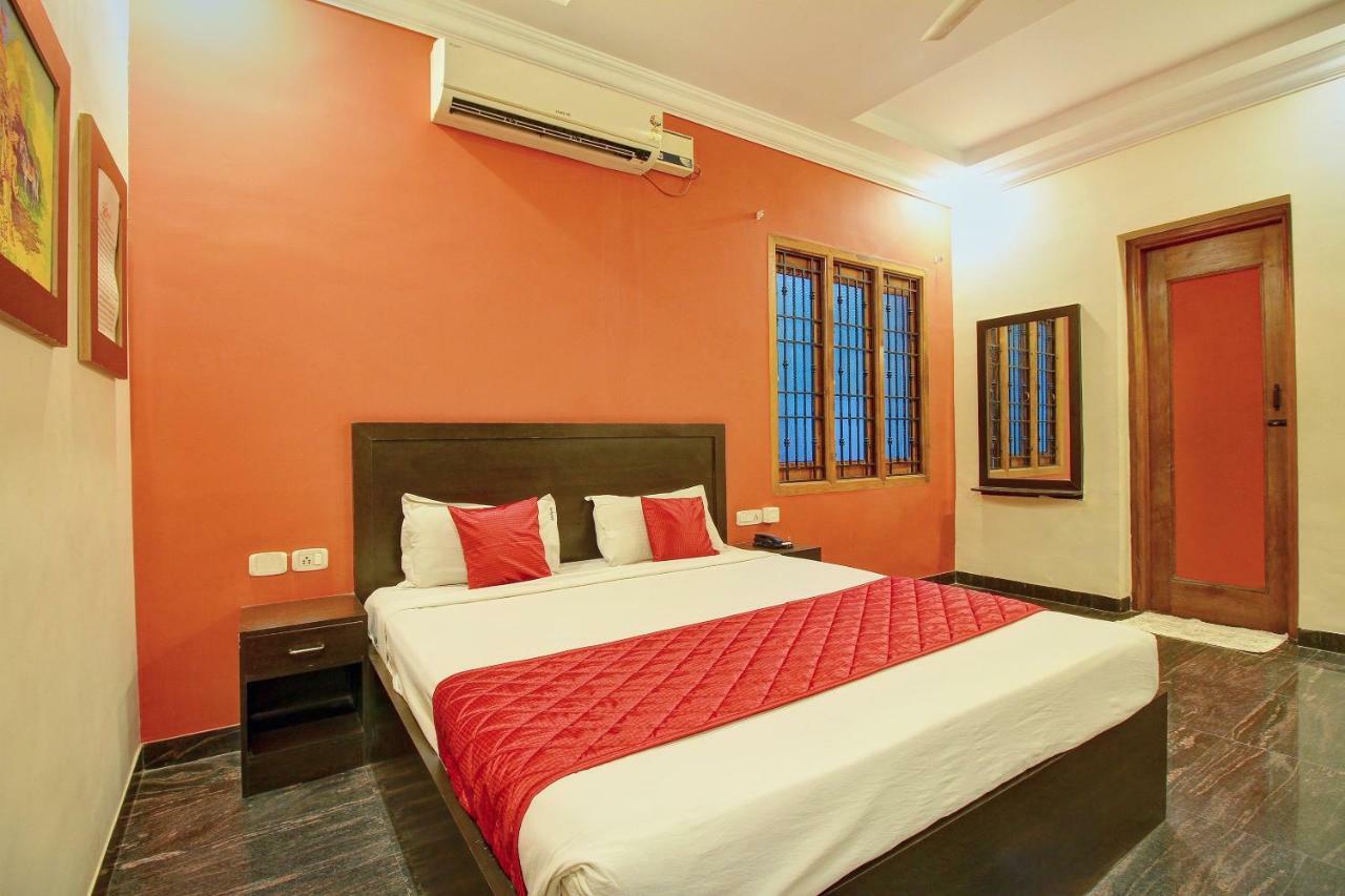Oyo 7355 Covinille Bed & Breakfast มทุราย ภายนอก รูปภาพ