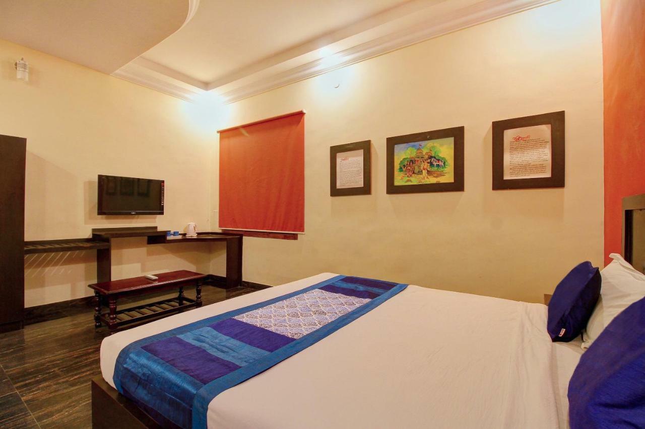 Oyo 7355 Covinille Bed & Breakfast มทุราย ภายนอก รูปภาพ